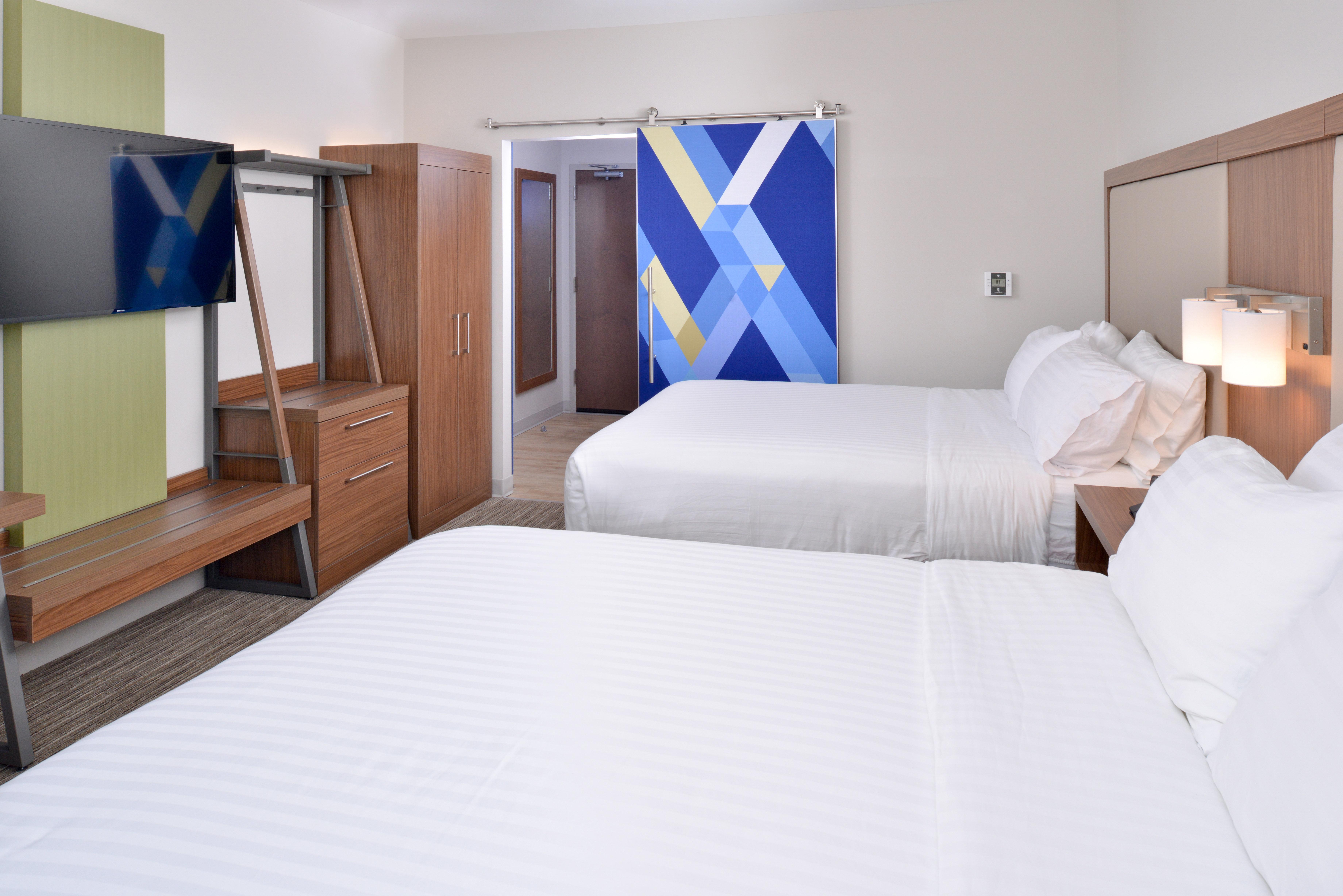 Express & By Ihg Hotel 3*