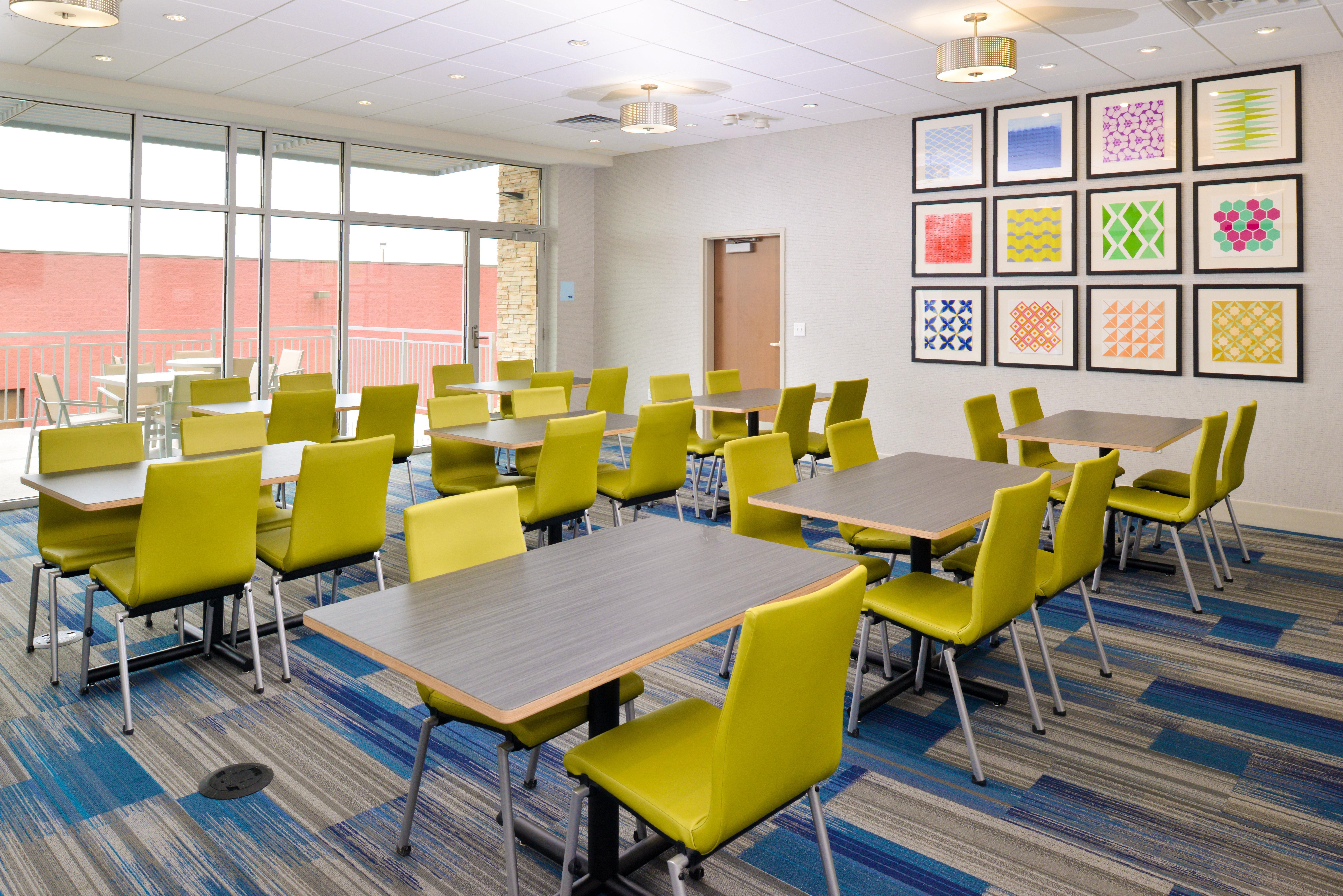 Express & By Ihg 3* Madison